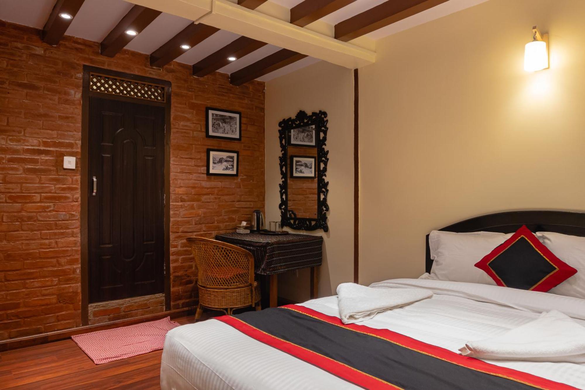 Tulaja Boutique Hotel Bhatgoan Eksteriør billede